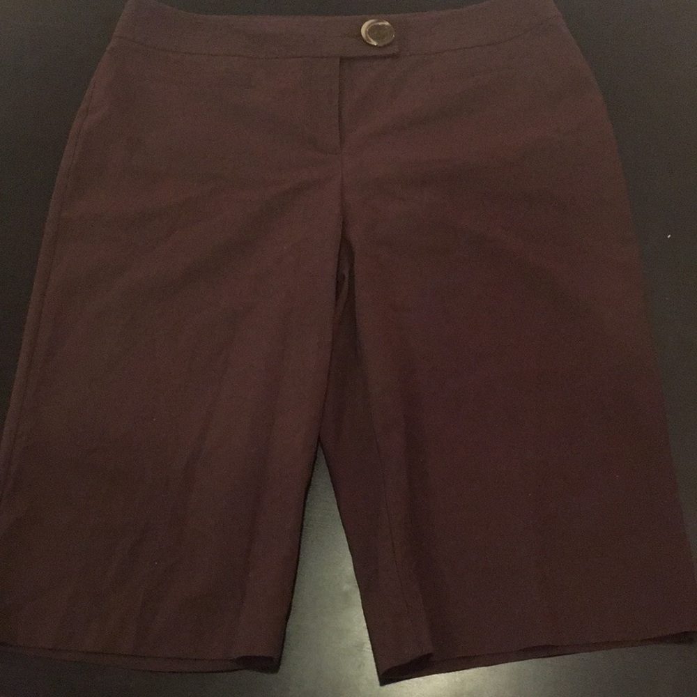 Women’s size 14 brown dress capris